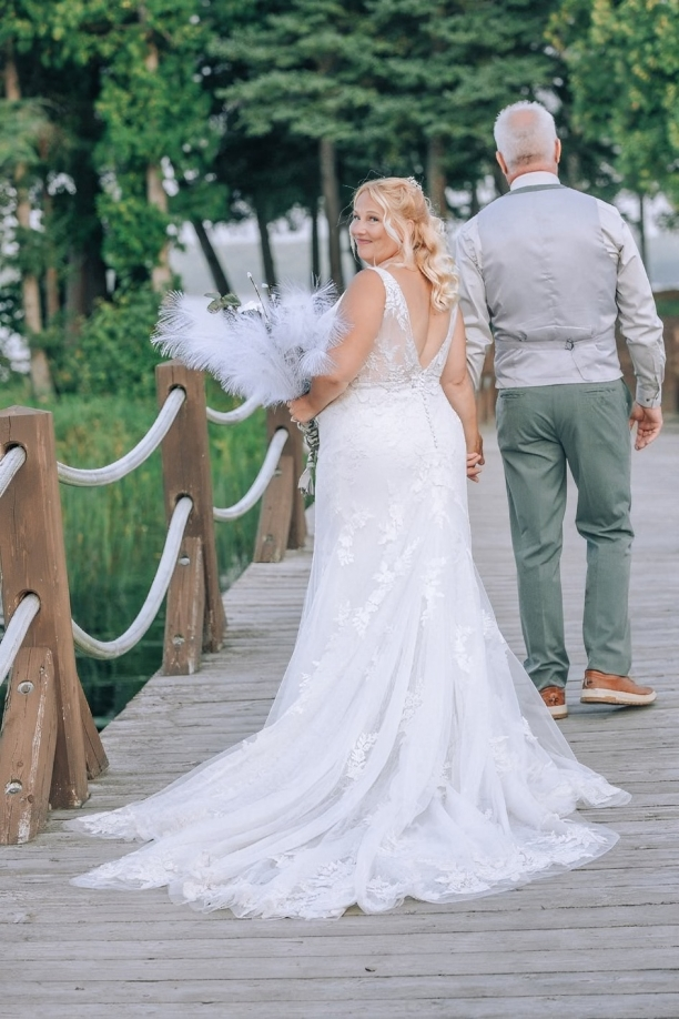 Avenue 22 Bridal Real Bride Image