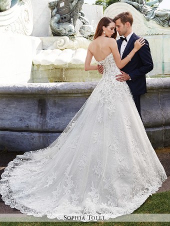Sophia Tolli #Y21658 #1 thumbnail