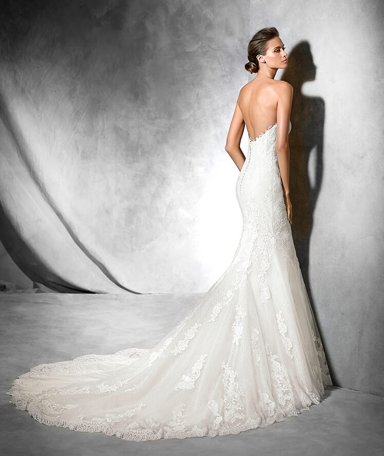 Pronovias princia store