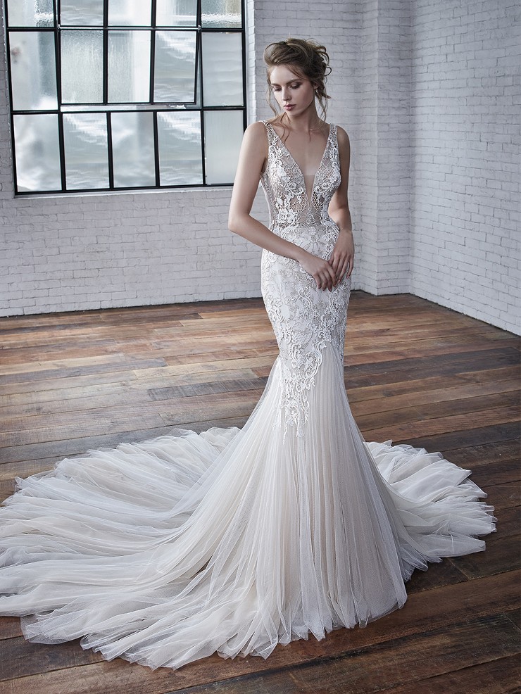 Badgley Mischka - Coco | Ave 22 Off The Rack