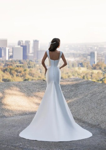 Pronovias #Hutton #1 default thumbnail