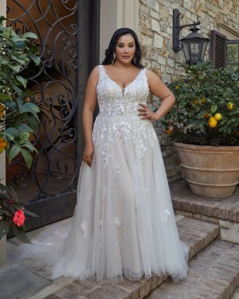 Casablanca Bridal #2445 - Lucy #0 default thumbnail