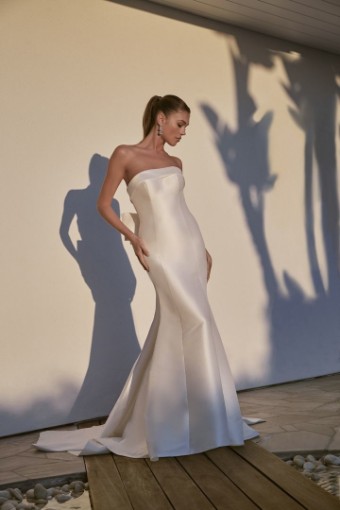 Casablanca Bridal #LE129 Arlo #0 default Ivory thumbnail