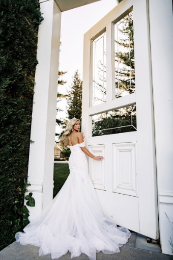 Stella York #7431ZZ - Unlined #1 default (IV-IV) Ivory Lace Tulle & Regency Organza over Ivory Gown thumbnail
