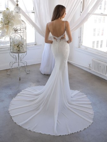 Enzoani #Ornina #1 default Ivory/Nude Illusion Tulle thumbnail