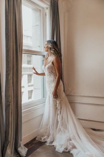 Essense of Australia #D3395IQ #0 default (IVIV-PL) IVR Lace & Tulle ov Ivory Gown w Porcelain Tulle Illusion thumbnail