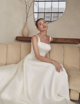 Casablanca Bridal #LE144 #0 default Diamond White thumbnail