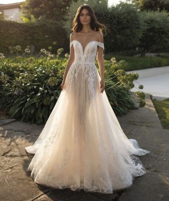 Pronovias #Cloe - Zipper Back, Skirt Lining #0 default Off White/Light Peach thumbnail