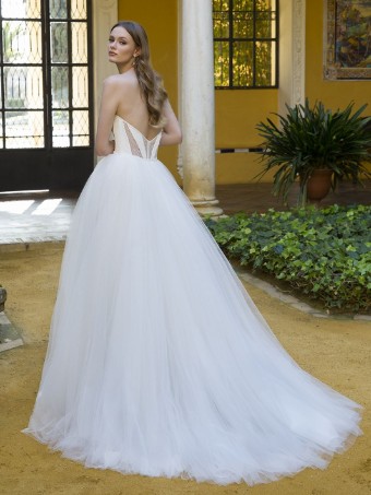 Enzoani #Penina #1 default Ivory/Nude thumbnail