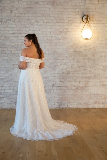 Stella York #7502CRBL #5 (IV-IV) Ivory Lace and Tulle over Ivory Gown thumbnail