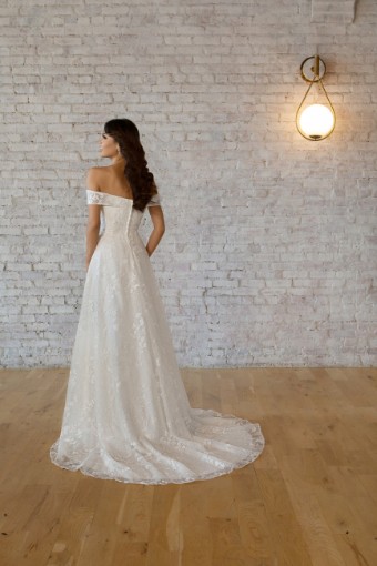 Stella York #7502CRBL #1 (IV-IV) Ivory Lace and Tulle over Ivory Gown thumbnail