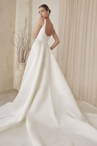 Casablanca Bridal #LE147 #2 default Ivory thumbnail