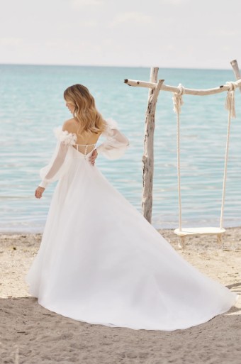 Paloma Blanca #M2480 #1 Natural thumbnail