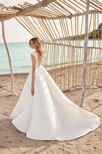 Paloma Blanca #M2475 #2 default Natural thumbnail