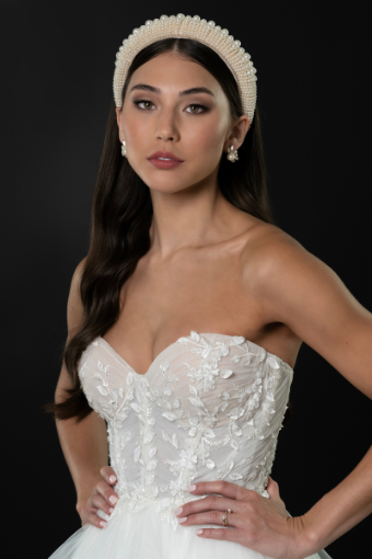 Martina Liana #1690 #2 default Ivory thumbnail