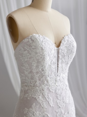 Maggie Sottero #HAILEY (23MS653B01 - Lined bodice) #4 All Ivory (gown with Ivory Illusion) thumbnail