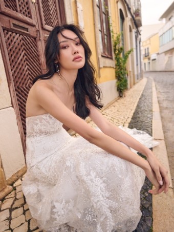 Maggie Sottero #HAILEY (23MS653B01 - Lined bodice) #2 All Ivory (gown with Ivory Illusion) thumbnail