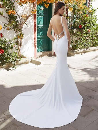 Enzoani #Britanny #1 Ivory/Nude thumbnail