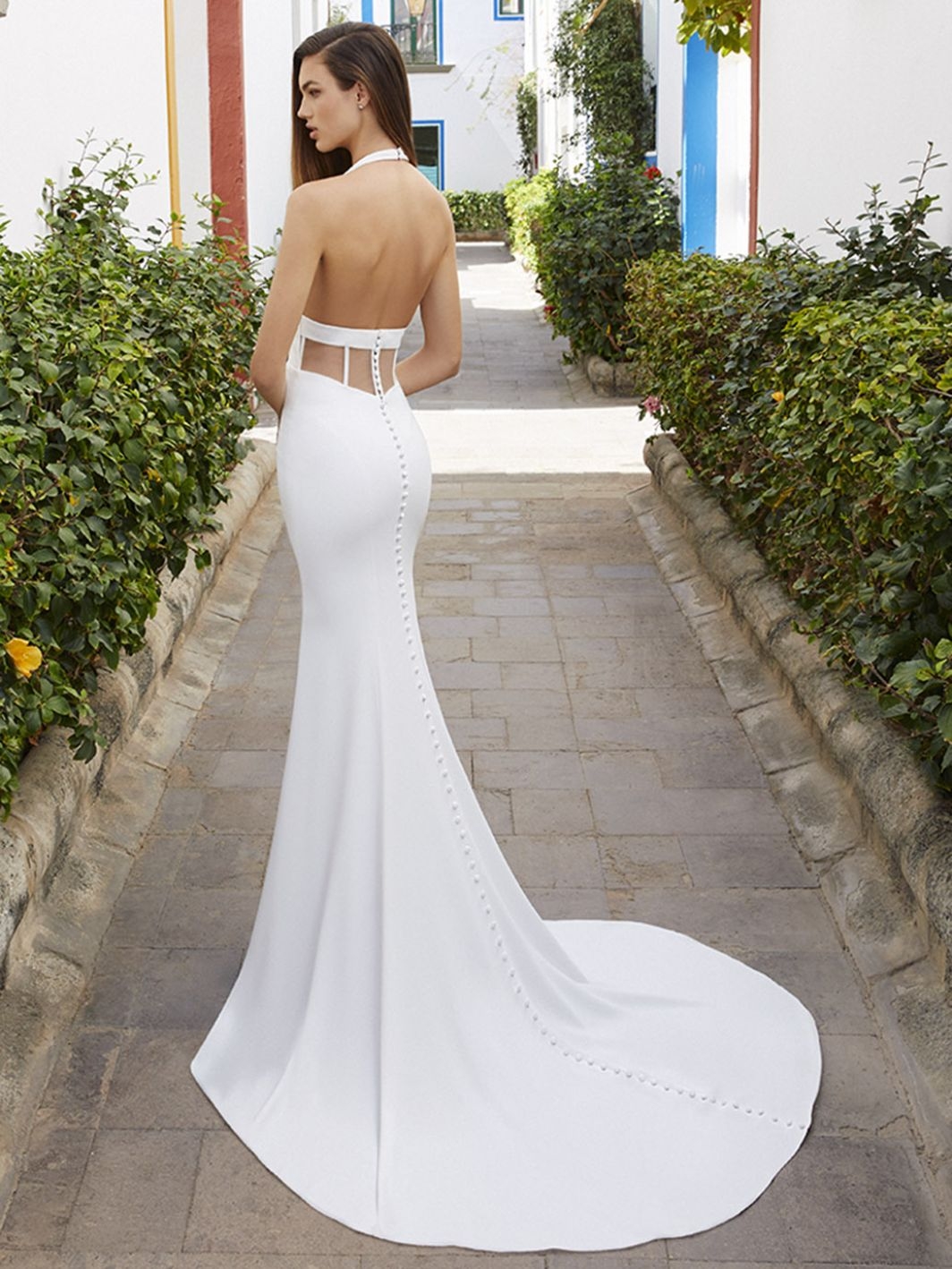 Enzoani Bridal Dresses | Ave 22 Off The Rack