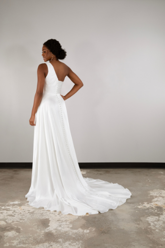 Essense of Australia #D3983 #1 Ivory thumbnail