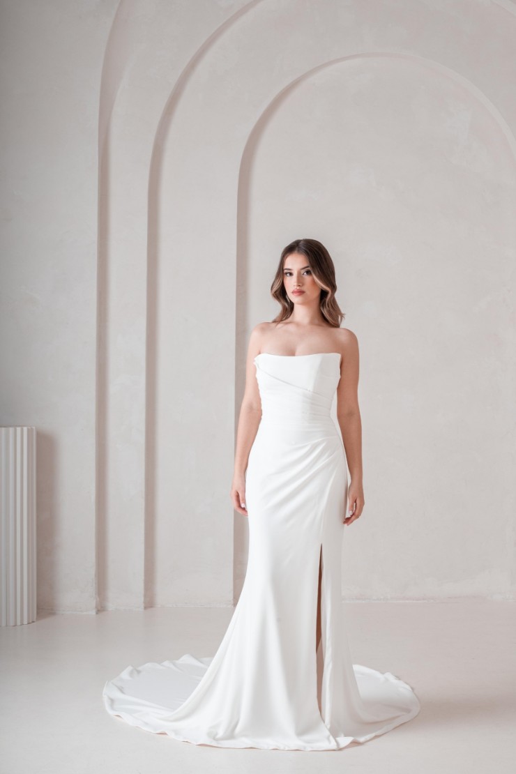 Ritzy Bridal #R25W05 Default Image