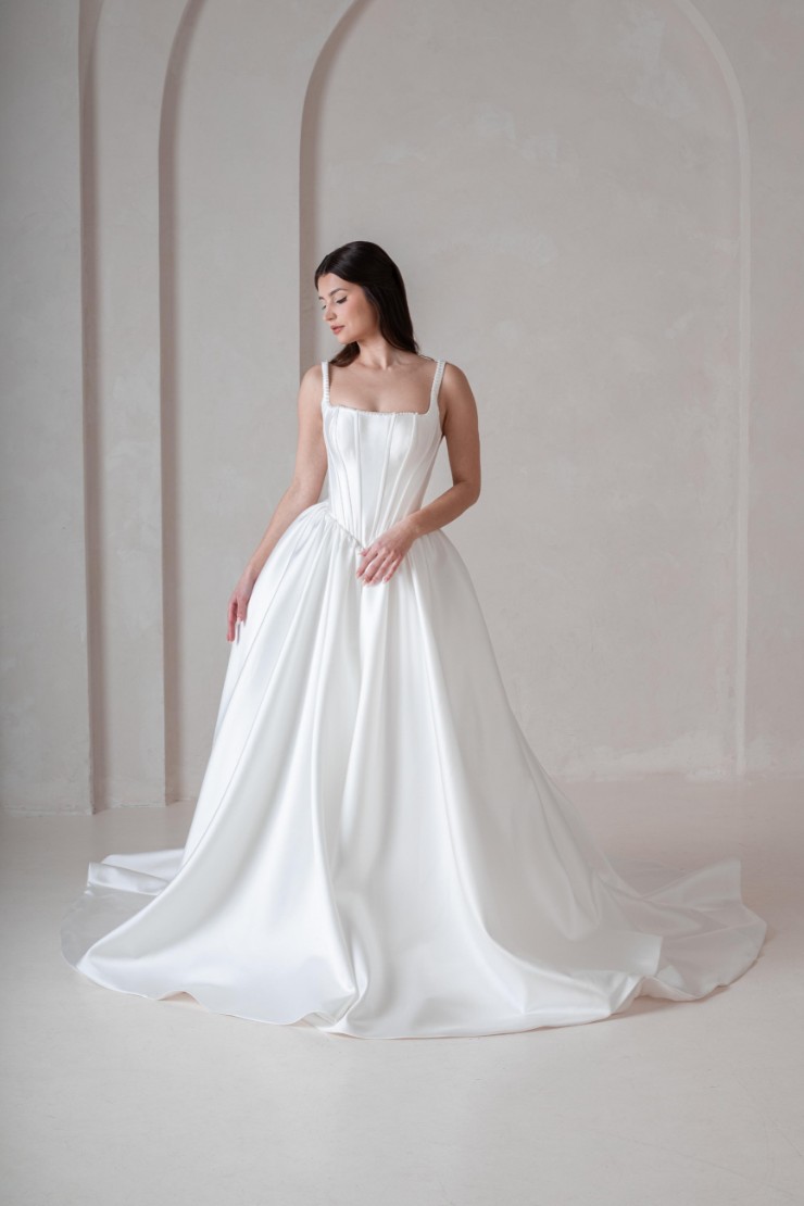 Ritzy Bridal #R25W24 Default Image