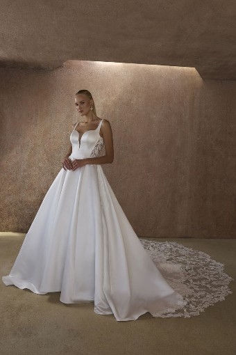 Casablanca Bridal #2615 #0 default Diamond White/Nude/Diamond White thumbnail