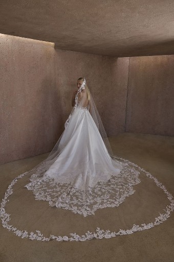 Casablanca Bridal #2615 #2 Diamond White/Nude/Diamond White thumbnail