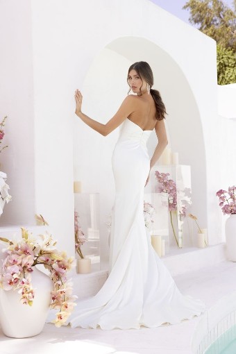 Casablanca Bridal #LE138 #1 White thumbnail