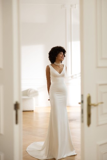Elysee by Enzoani #Majesty dress #0 default Ivory thumbnail