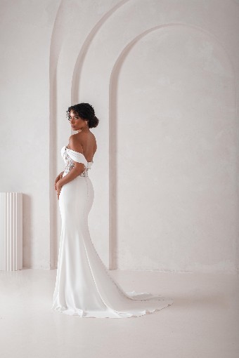 Ritzy Bridal #R25W46 - With Lace Train #1 Ivory thumbnail