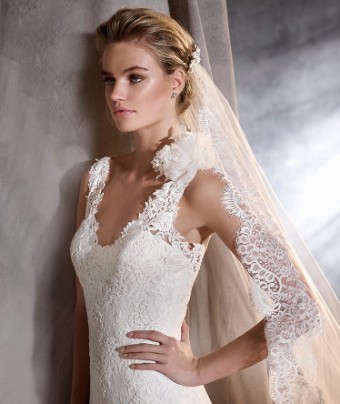 Pronovias #Oriana #2 thumbnail